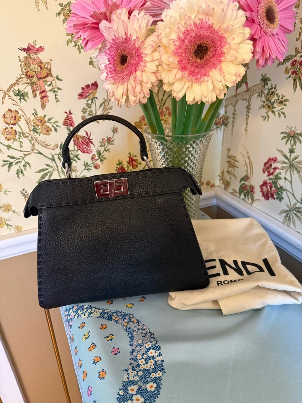 Fendi Selleria Peekaboo Mini – Black Cuoio Romano Leather